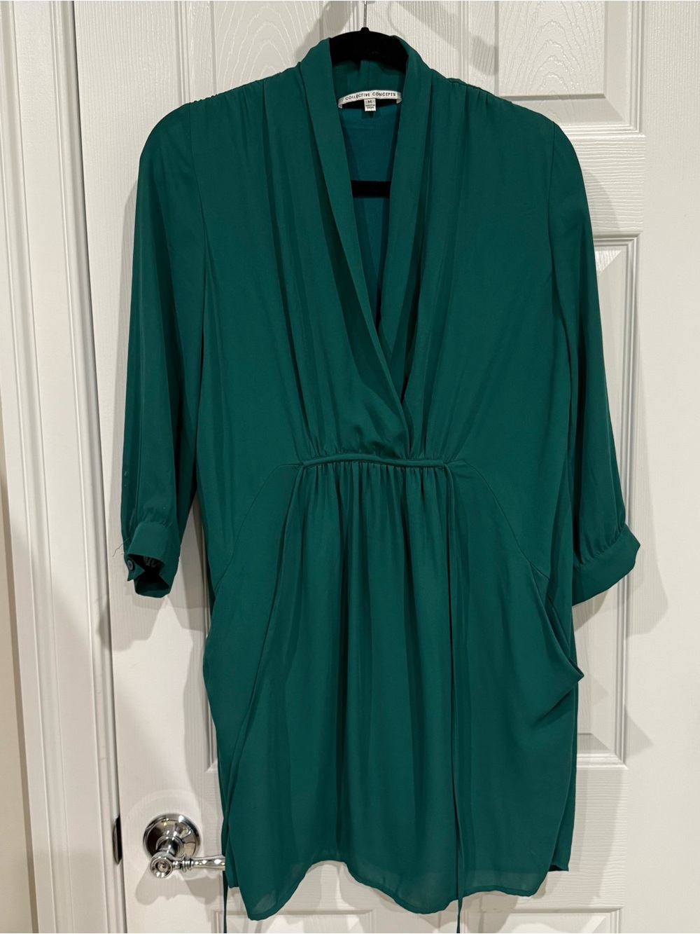 Green V-Neck Short Dress